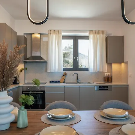 Epsilon Villa, Private Swimming Pool Garden, Panoramic Sunset Villa Rethymno